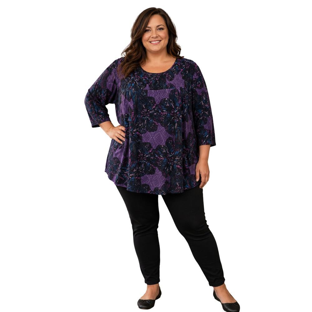 Lane bryant 18 / 20 purple flower medallions geo stretch knit blouse smocked top